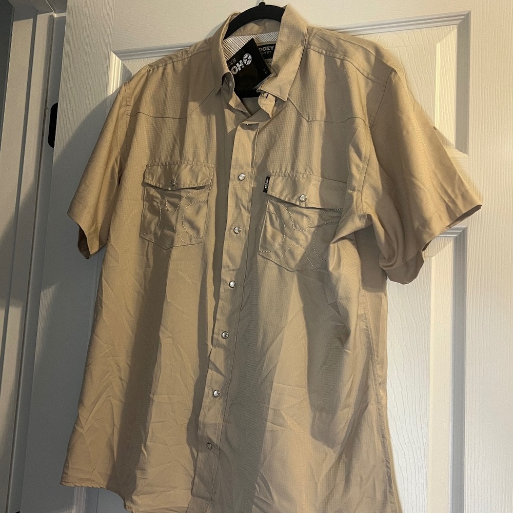 BRAND NEW WITH TAGS! Hooey Collared shirt